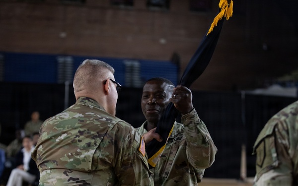 260th Special Brigade holds change of command ceremony