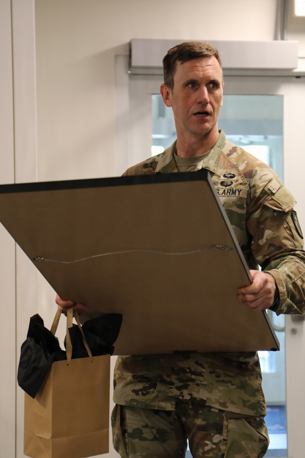 7th Signal Command (Theater) Bids Farewell to Lt. Col. Derek Eichholz