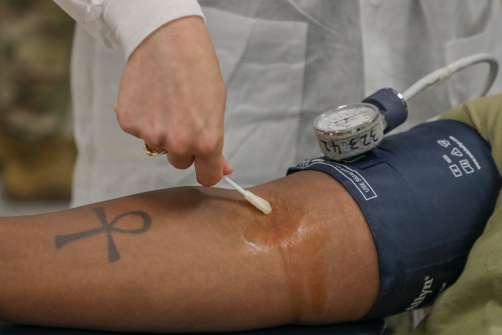 593rd CSC Hosts Blood Drive