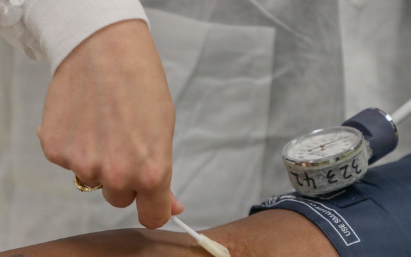 593rd CSC Hosts Blood Drive