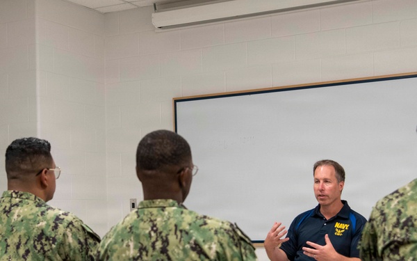 Assistant Secretary of the Navy Tours Recruit Training Command