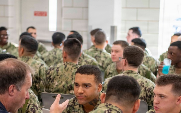 Assistant Secretary of the Navy Tours Recruit Training Command
