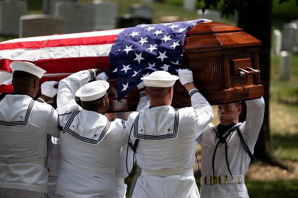Full Military Funeral Honors with Escort are Conducted for U.S. Navy Cmdr. Raymond Stoetzer in Section 31