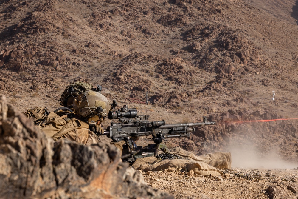 SLTE 4-26: Golf Company, 2nd Battalion, 2nd Marine Regiment Conduct Live-Fire Company Attacks