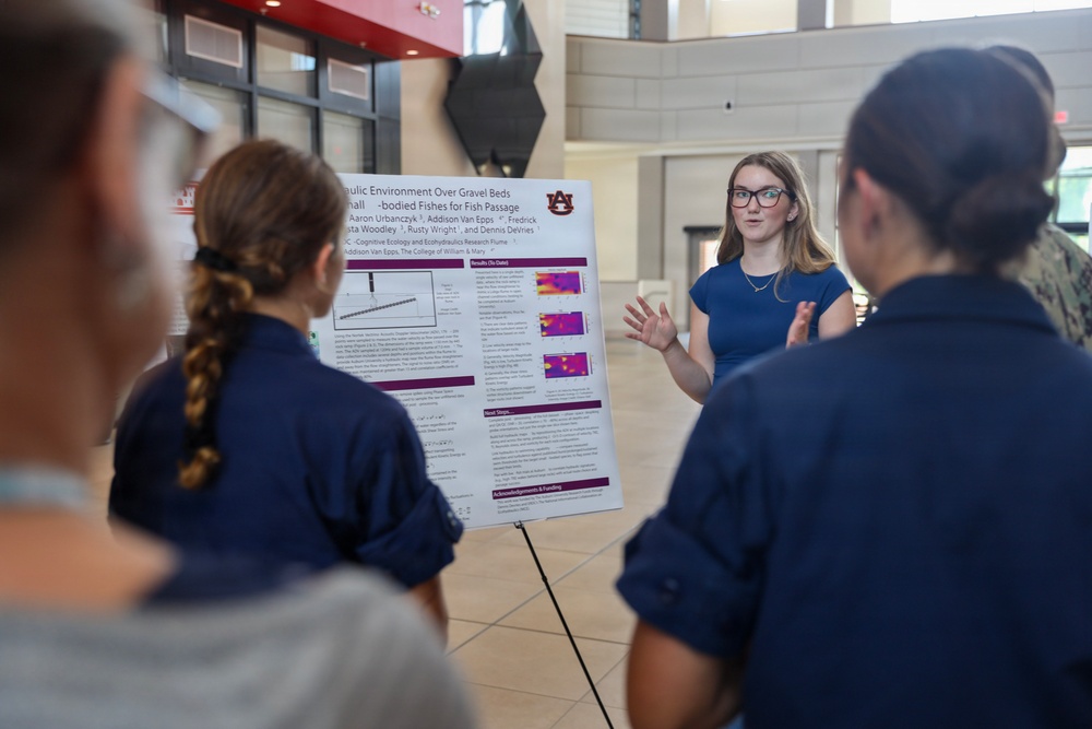 ERDC summer interns dive into research, community
