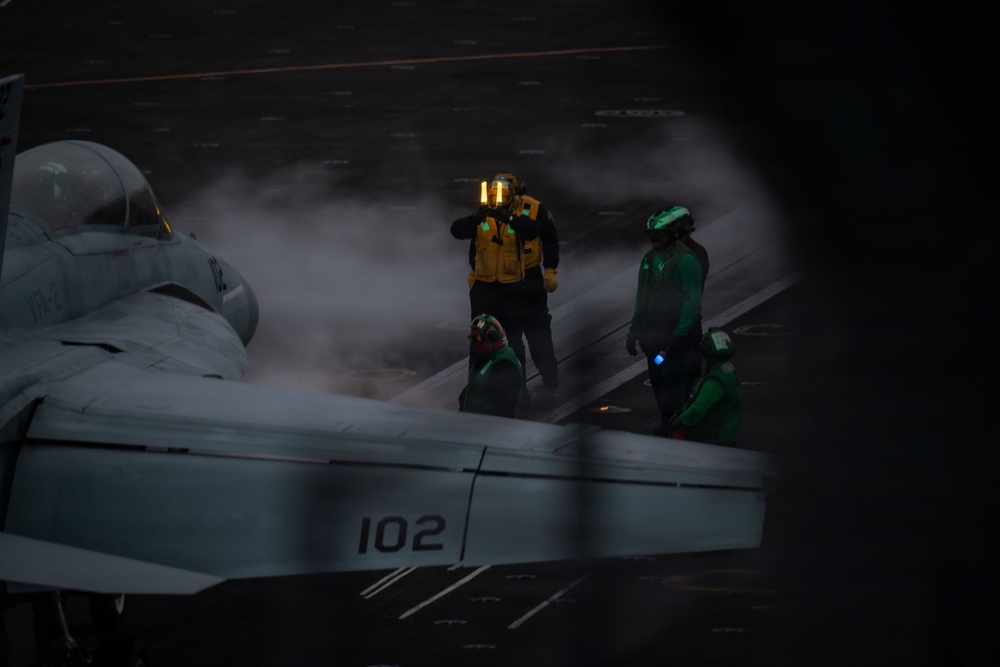 USS Carl Vinson (CVN 70) conducts flight operations