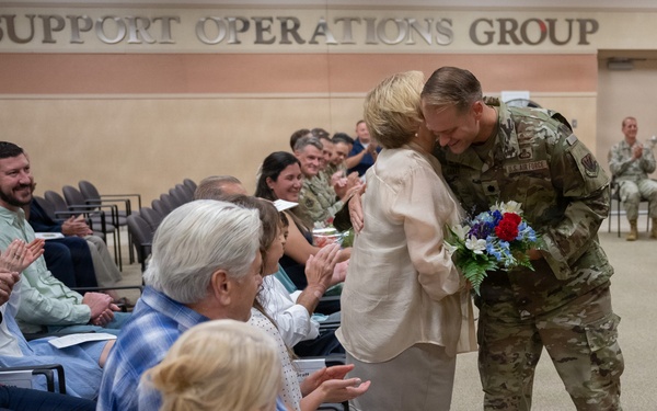 18th CWS Change of Command