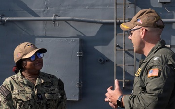 USS Carl Vinson (CVN 70) hosts reenlistment ceremony