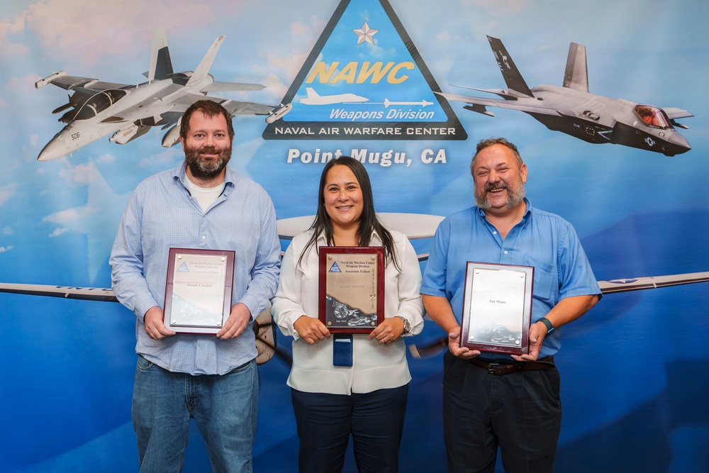 NAWCWD inducts 24 into Fellows Program