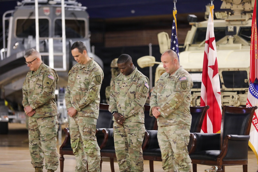 260th Special Purpose Brigade Holds Change of Command Ceremony