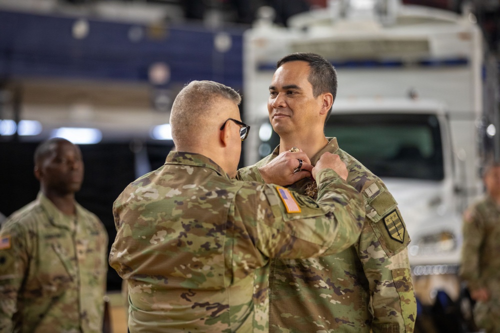 260th Special Purpose Brigade Holds Change of Command Ceremony