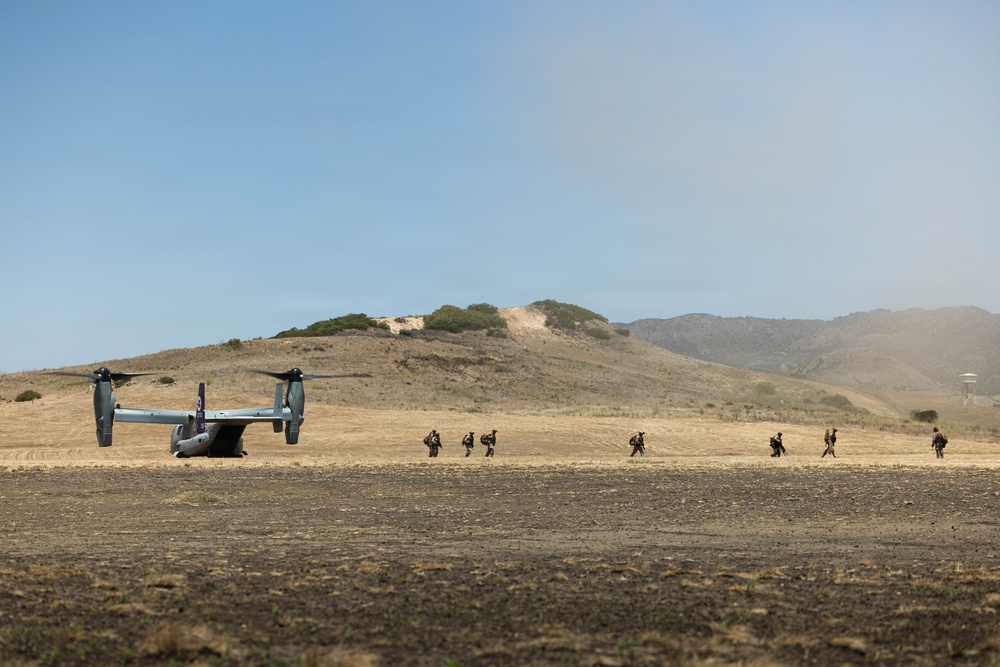 13th MEU | BLT 2/4 Reinforces Simulated U.S. Consulate