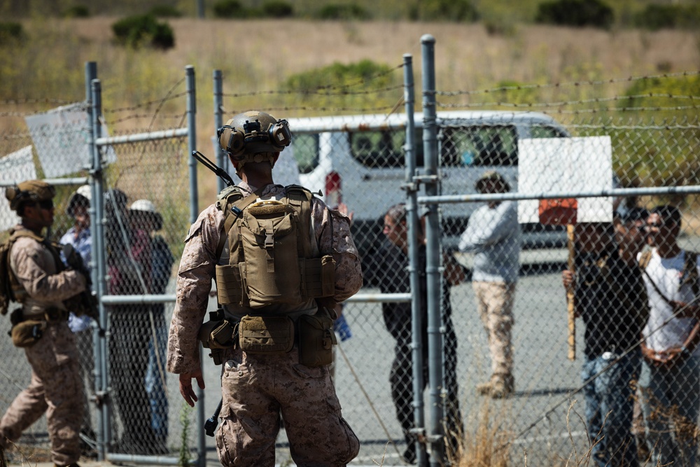 13th MEU | BLT 2/4 Reinforces Simulated U.S. Consulate