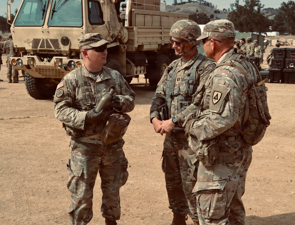 Observer‑controllers build rapport with 373rd Quartermaster Battalion leaders at Fort Hunter‑Liggett