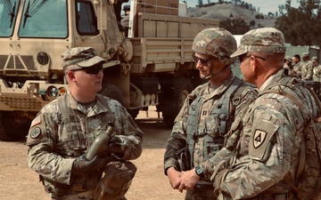 Observer‑controllers build rapport with 373rd Quartermaster Battalion leaders at Fort Hunter‑Liggett