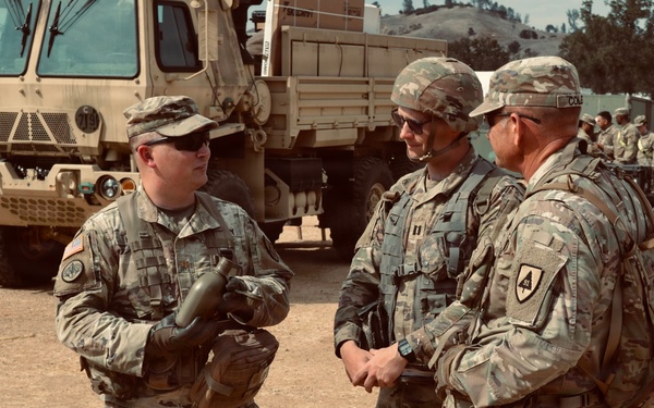 Observer‑controllers build rapport with 373rd Quartermaster Battalion leaders at Fort Hunter‑Liggett