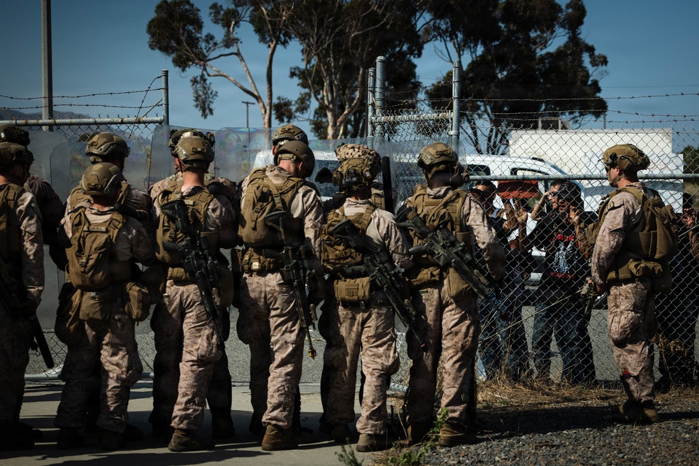 13th MEU | BLT 2/4 Reinforces Simulated U.S. Consulate