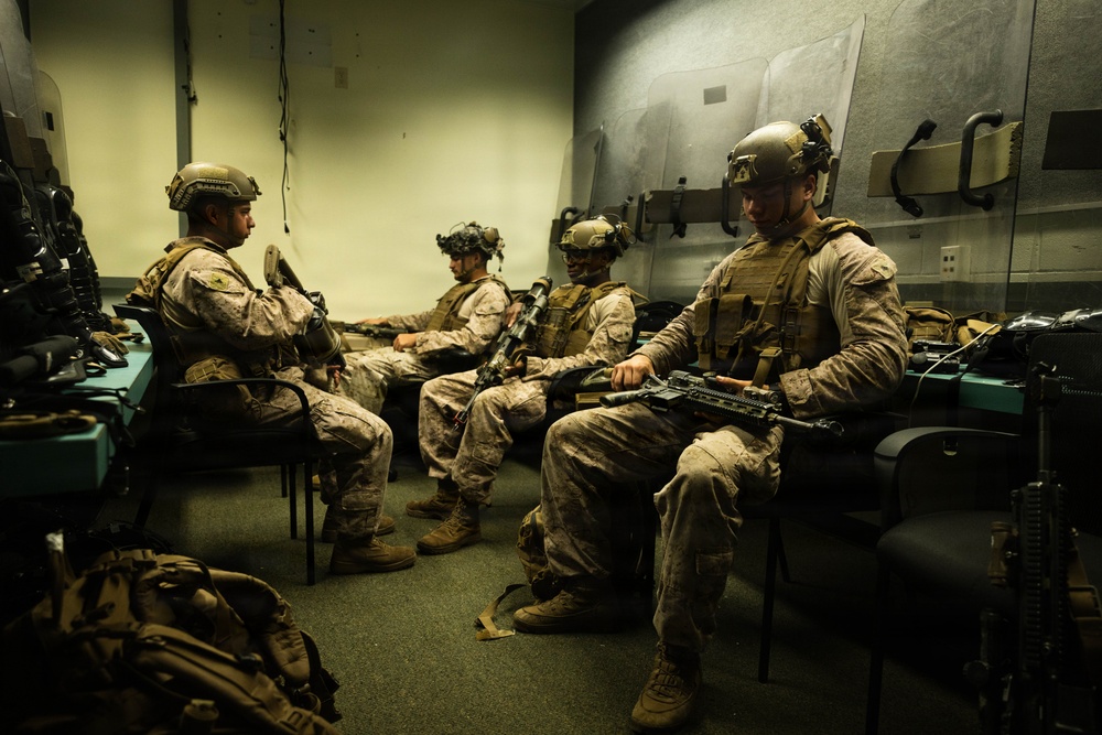 13th MEU | BLT 2/4 Reinforces Simulated U.S. Consulate
