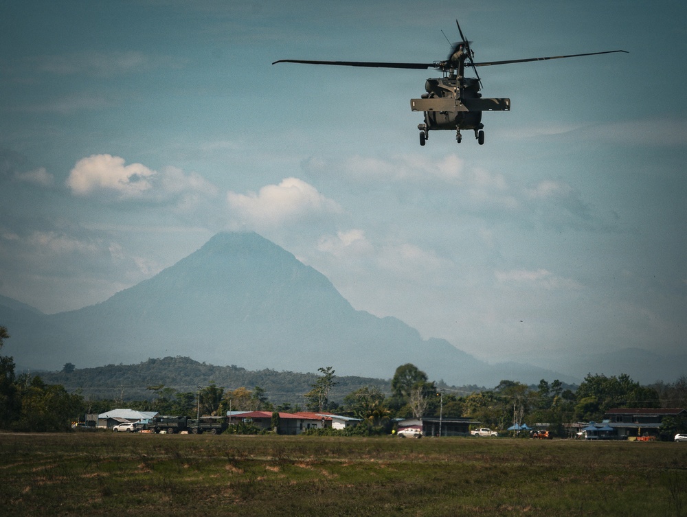 Gagah Setia: Malaysian, Australian and U.S. armies conduct air assault exercise during Keris Strike 26
