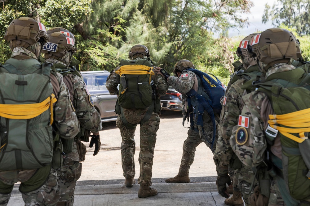 Multinational special Forces integrate during RIMPAC 2026