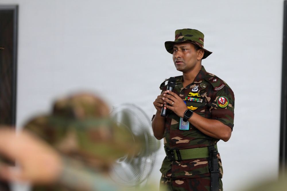 U.S. and Bangladesh Forces Strengthen Skills during FTX