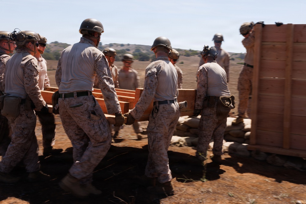 SOI-West and NAVSEA Conduct MAAWS Munition Tests - Bunker Construction with 1st CEB