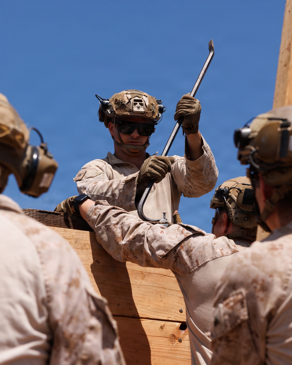 SOI-West and NAVSEA Conduct MAAWS Munition Tests - Bunker Construction with 1st CEB