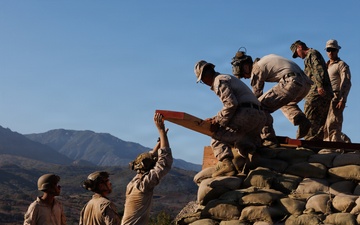 SOI-West and NAVSEA Conduct MAAWS Munition Tests - Bunker Construction with 1st CEB