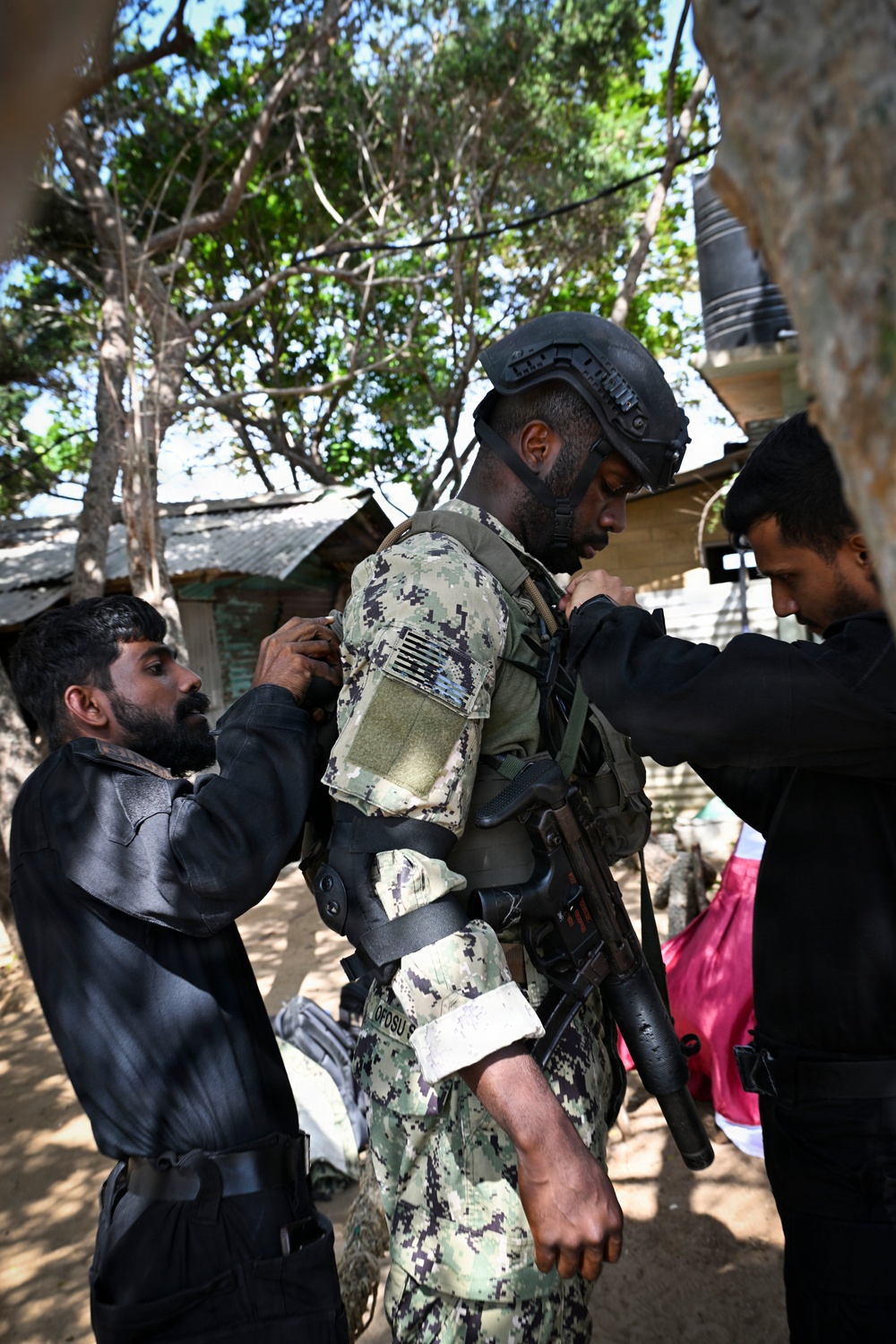 U.S. Coast Guard and Sri Lanka Navy prepare for VBSS Training