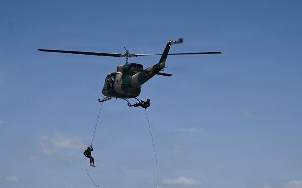 U.S. Coast Guard and Sri Lanka Navy conduct VBSS training during CARAT Sri Lanka 26