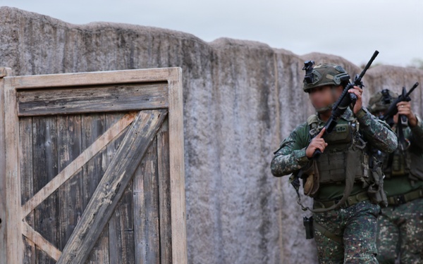 Multinational special forces integrate during RIMPAC 2026