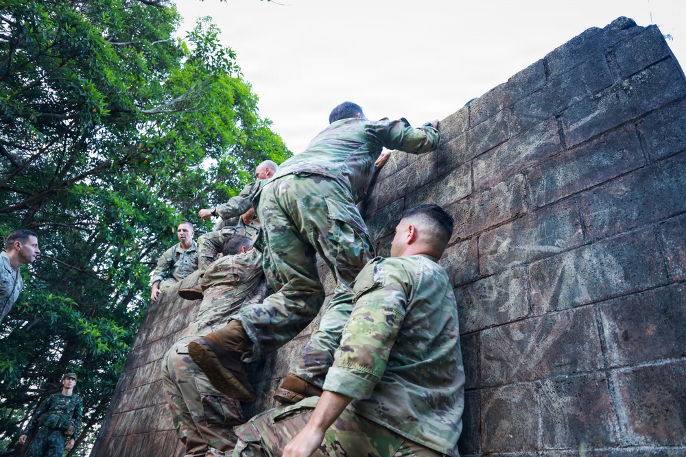 Maj. Gen. James B. Bartholomees says farewell with final PT