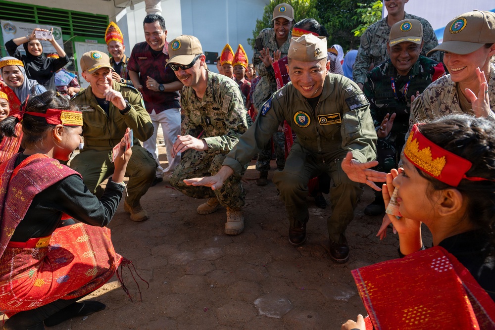 Pacific Partnership 2026 Holds Ribbon Cutting Ceremony For SD Negeri 158490 Aek Tolang 2 Elementary School and SD Negeri 158309 Pandan 3 in Pandan, Indonesia