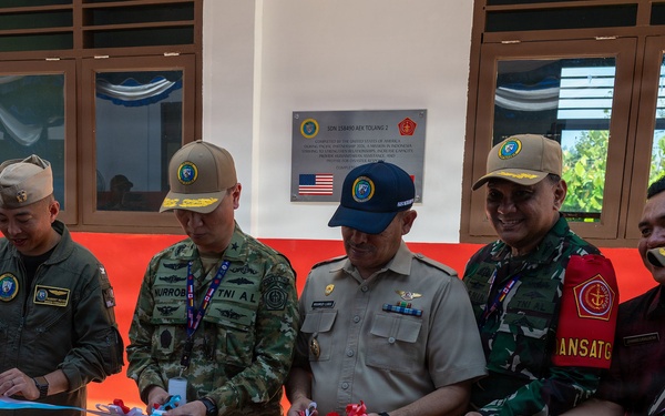 Pacific Partnership 2026 Holds Ribbon Cutting Ceremony For SD Negeri 158490 Aek Tolang 2 Elementary School and SD Negeri 158309 Pandan 3 in Pandan, Indonesia