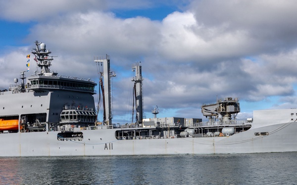 HMNZS Aotearoa (A11) returns to Pearl Harbor during RIMPAC 26