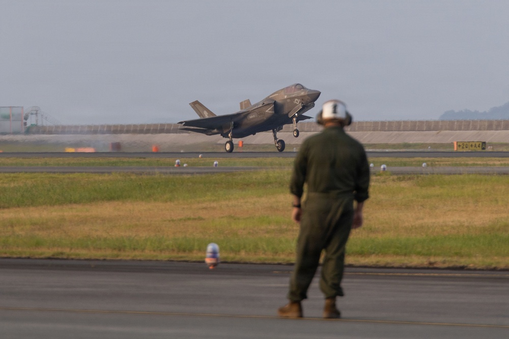 VMFA-121 returns home from 31st Marine Expeditionary Unit