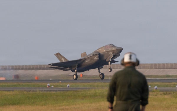 VMFA-121 returns home from 31st Marine Expeditionary Unit