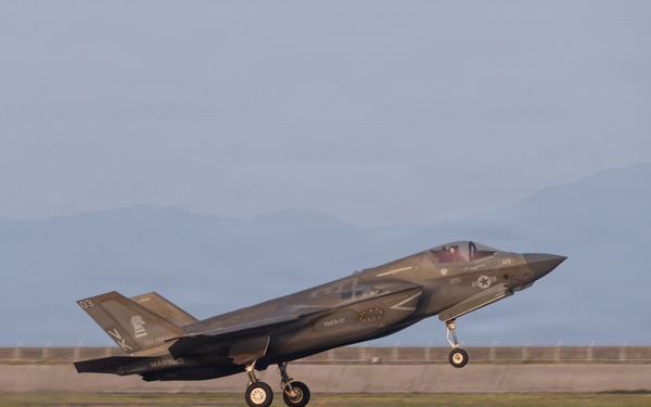 VMFA-121 returns home from 31st Marine Expeditionary Unit