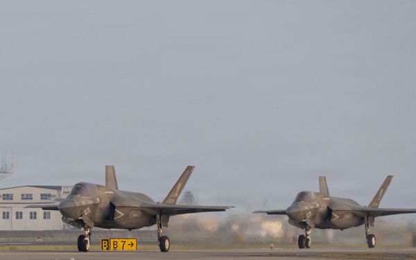 VMFA-121 returns home from 31st Marine Expeditionary Unit