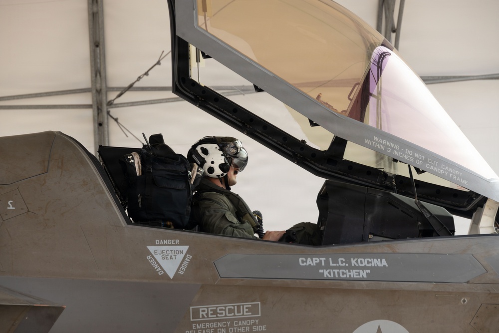 VMFA-121 returns home from 31st Marine Expeditionary Unit