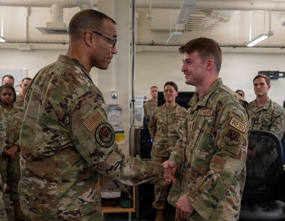 ACC commander visits PACAF
