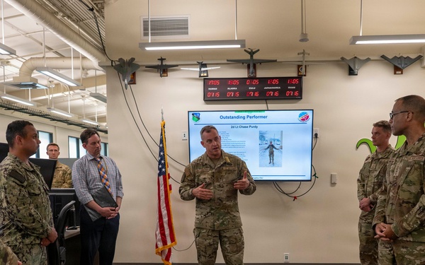 ACC commander visits PACAF