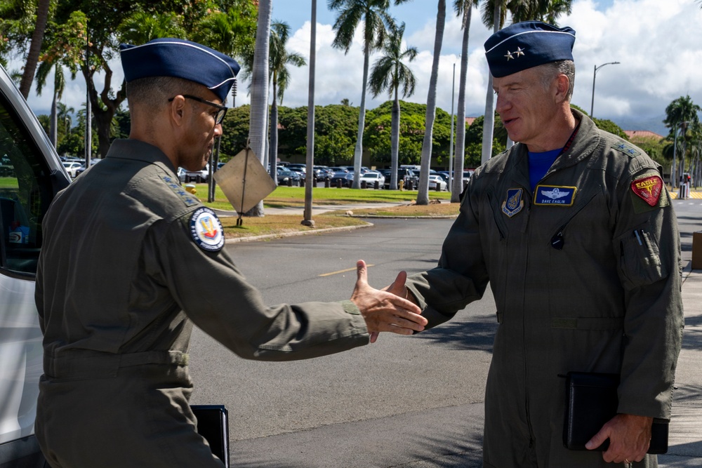 ACC commander visits PACAF