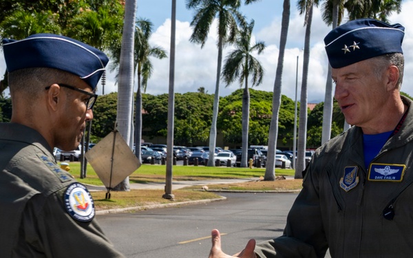 ACC commander visits PACAF