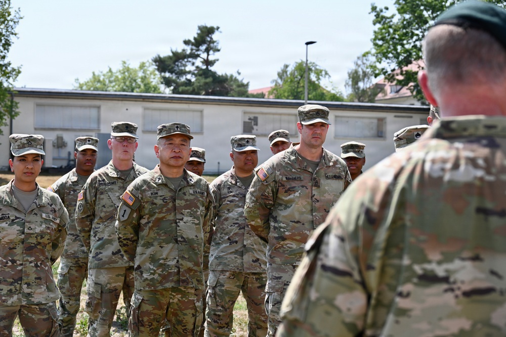 U.S. Army Stuttgart Garrison Headquarters and Headquarters Company receives Safety Streamer Award during ceremony