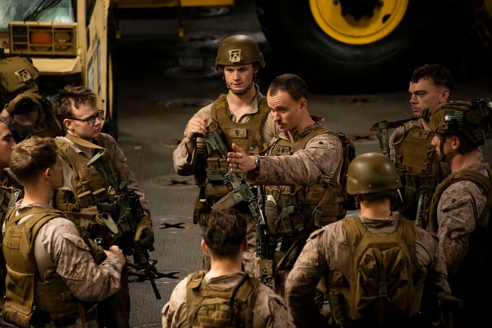 BLT 3/5 Conducts Weapons Familiarization Training Aboard Boxer