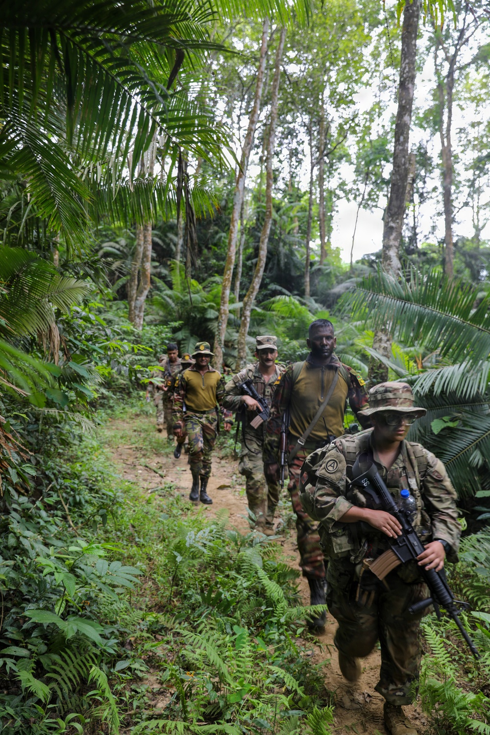 U.S. and Bangladesh Forces Strengthen Skills during FTX