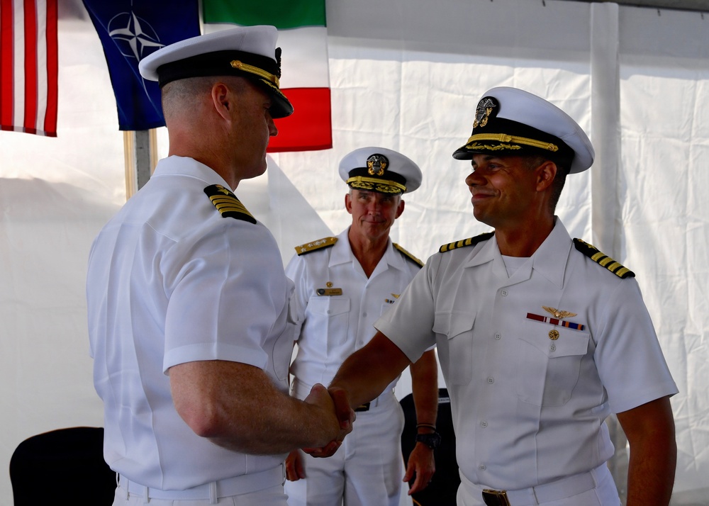 USS Mount Whitney Holds Change of Command Ceremony