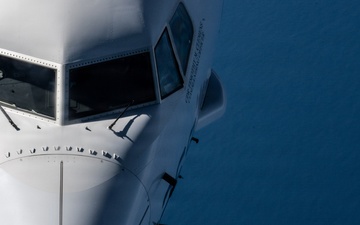 100 ARW refuels Navy P8