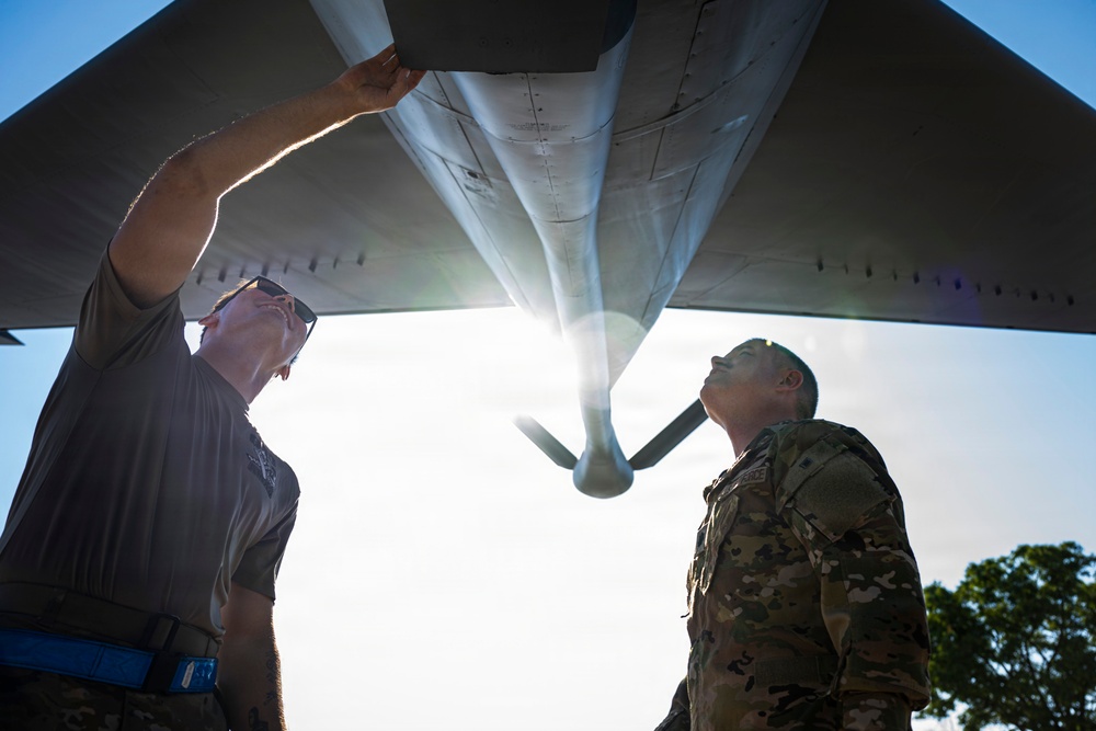 KC-135 refuels F-16s during patrol in CENTCOM AOR